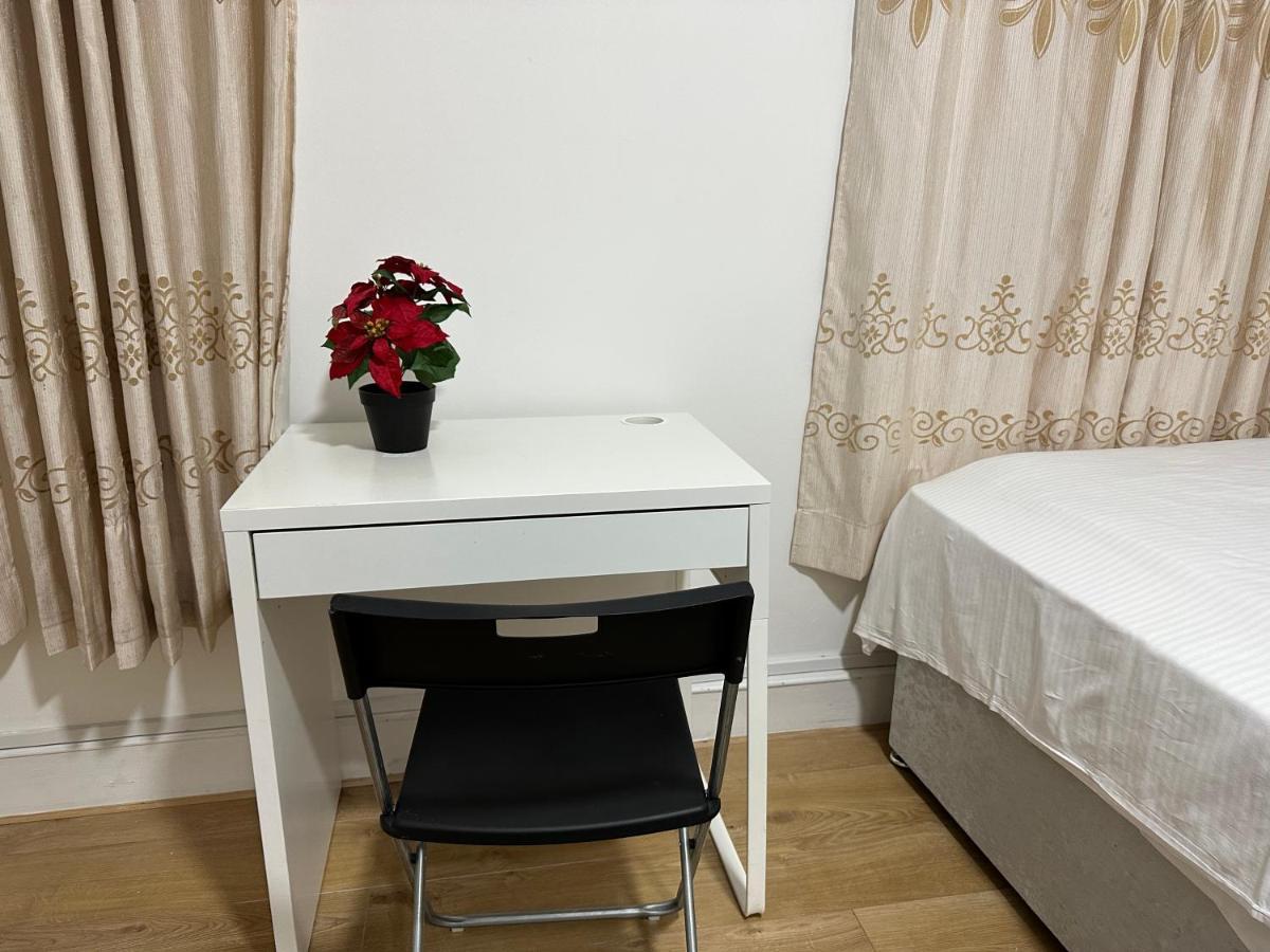City Lodge Shadwell Londra Dış mekan fotoğraf